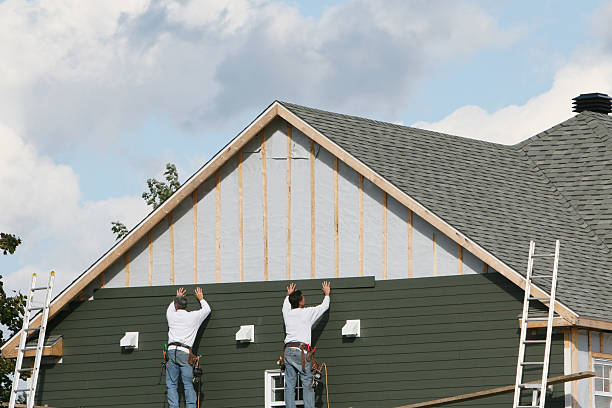 Professional Emergency Siding Repair technician working in Rockwood, PA